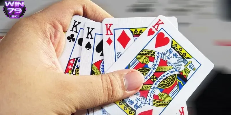 tu quy 2 Tứ quý là tổ hợp mạnh khi chơi tiến lên